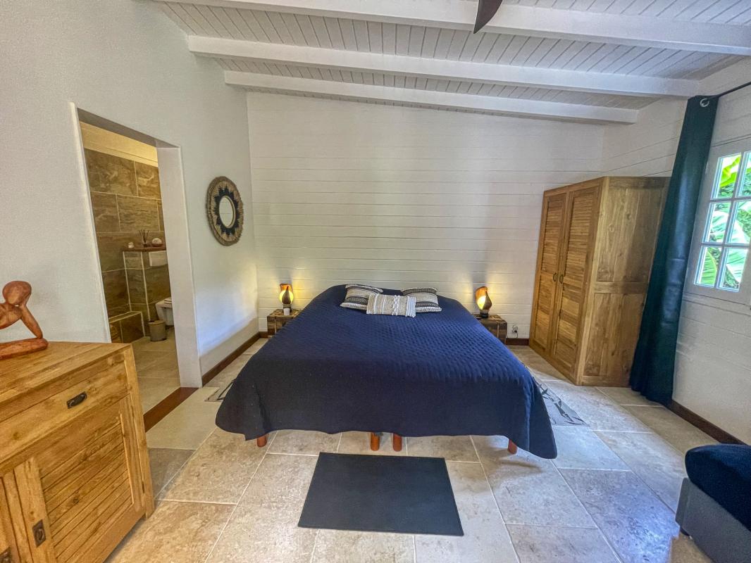37. Location villa piscine proche plage Deshaies Guadeloupe_Chambre 2
